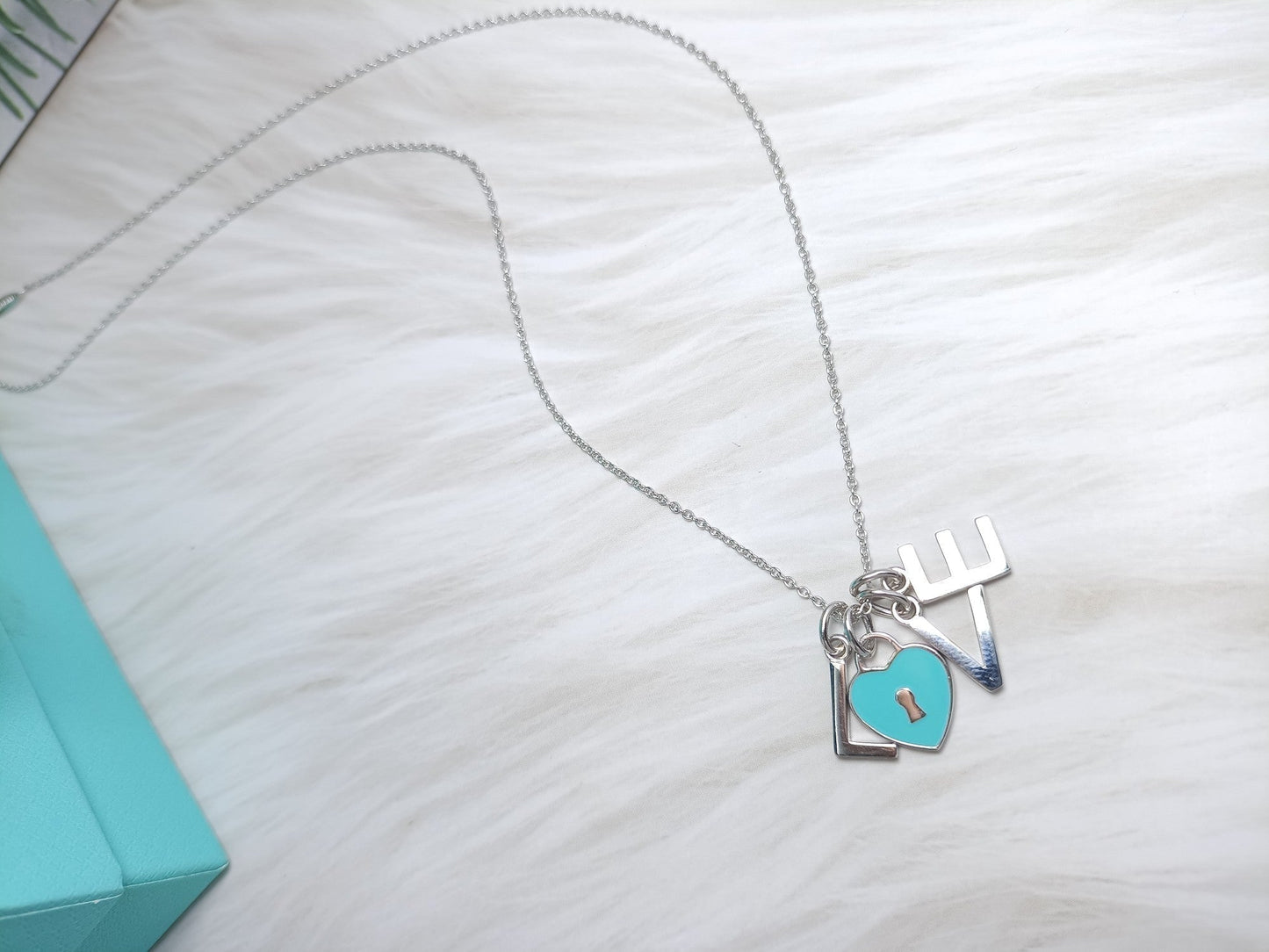 TIFFANY LOVE TEXT PEDANT NECKLACE
