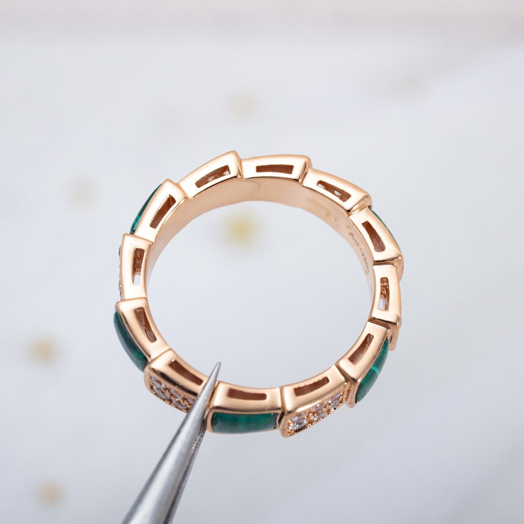 BVLGARI SERPENTI RING PINK GOLD MALACHITE DIAMOND PAVED 4MM