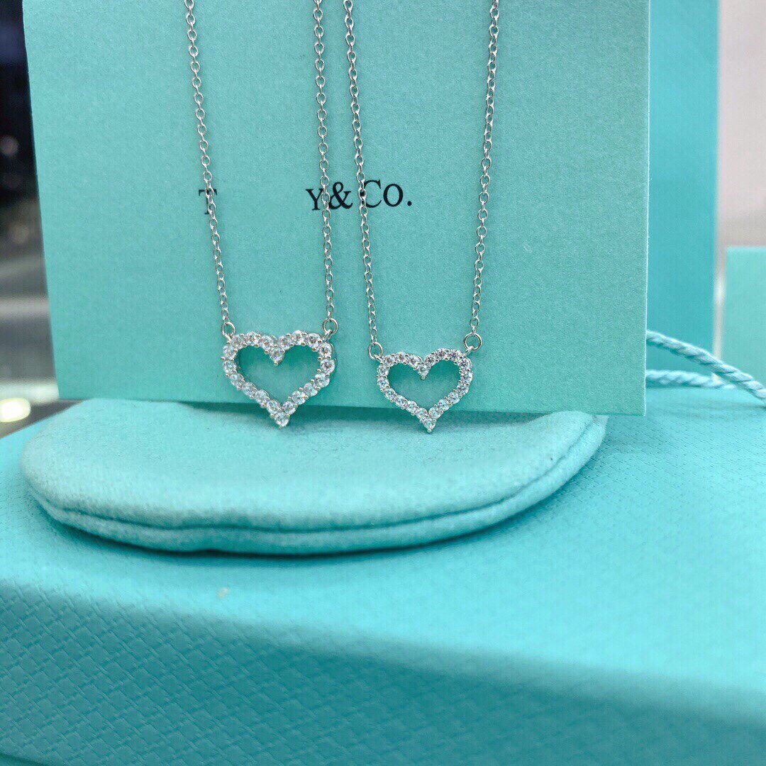 TIFFANY HEART-SHAPED DIAMOND NECKLACE