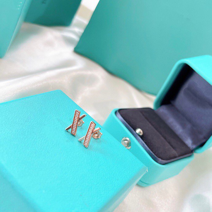 TIFFANY X EARRINGS ROSE GOLD DIAMONDS