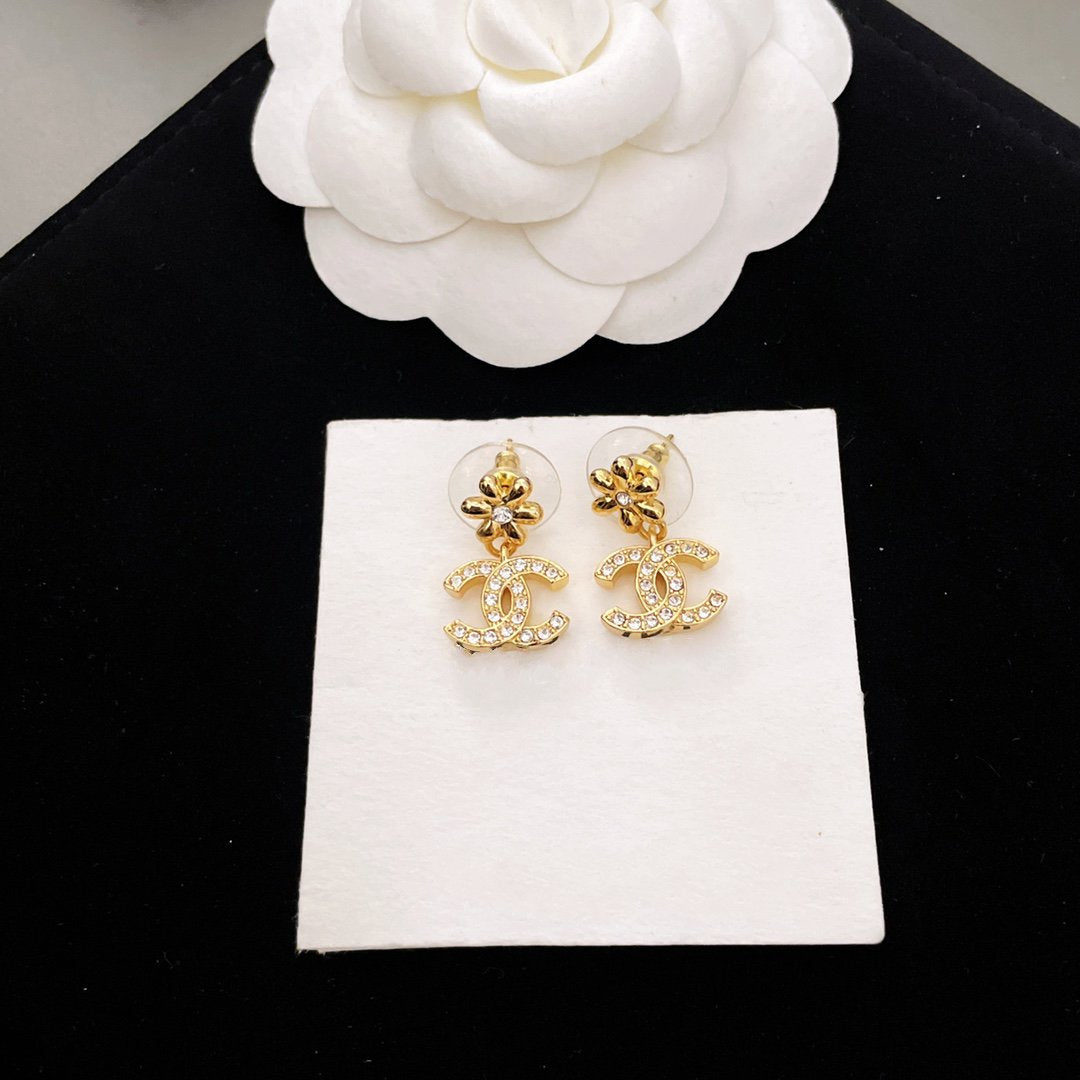 Chanel Mini Flower Double C Diamond Gold Earrings