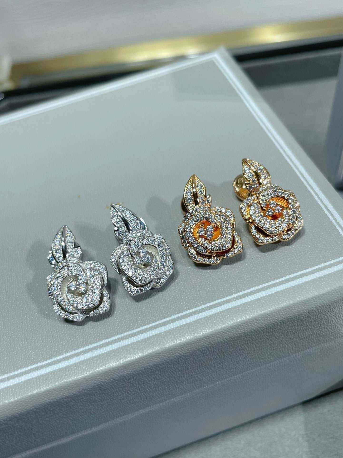 DIOR ROSE BAGATELLE DIAMOND MEDIUM EARRINGS