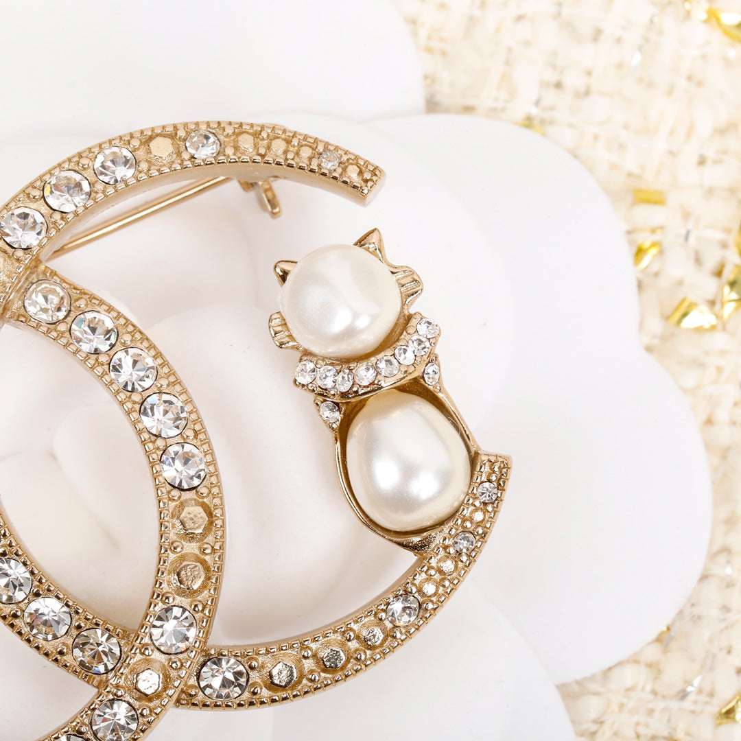 Chanel Brooch 157267