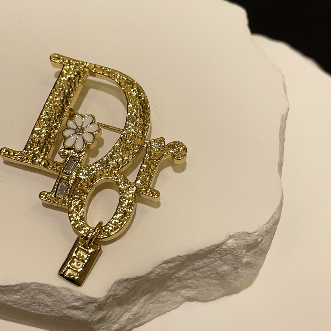 DIOR CD Brooch 07
