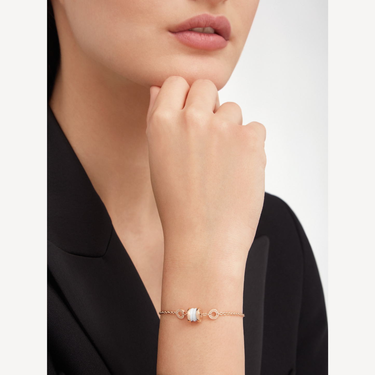 BVLGARI ZERO 1 SOFT PINK GOLD AND WHITE CERAMIC BRACELET