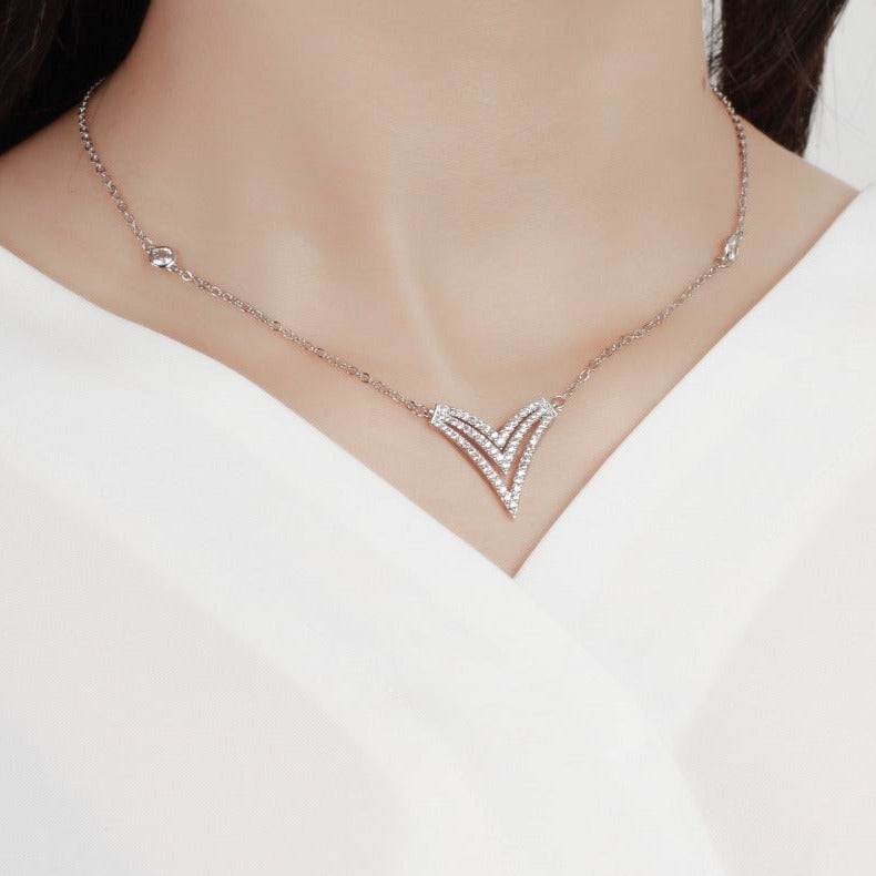 MESSIKA MESSIK HEART DIAMOND NECKLACE