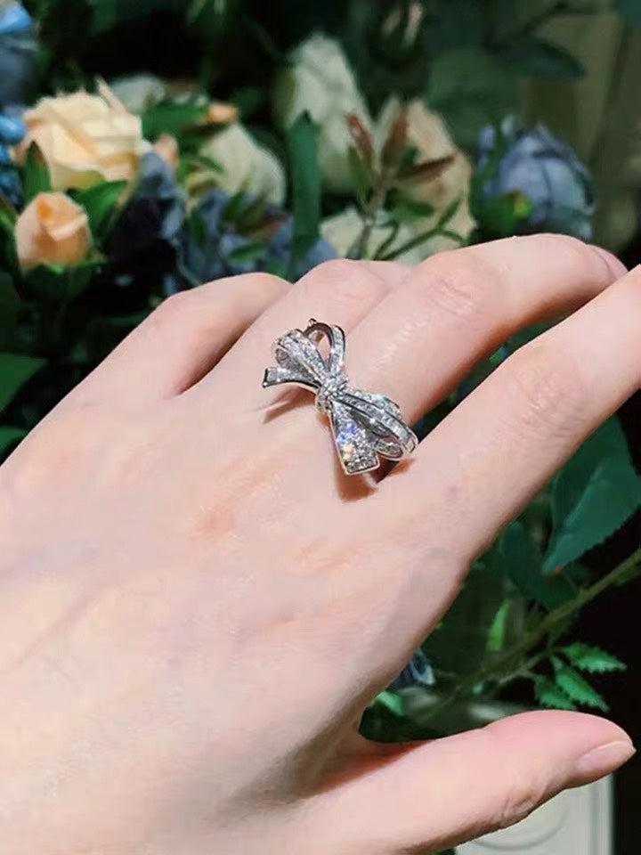 GRAFF TILDAS BOW DOUBLE KNOT SILVER DIAMOND RING