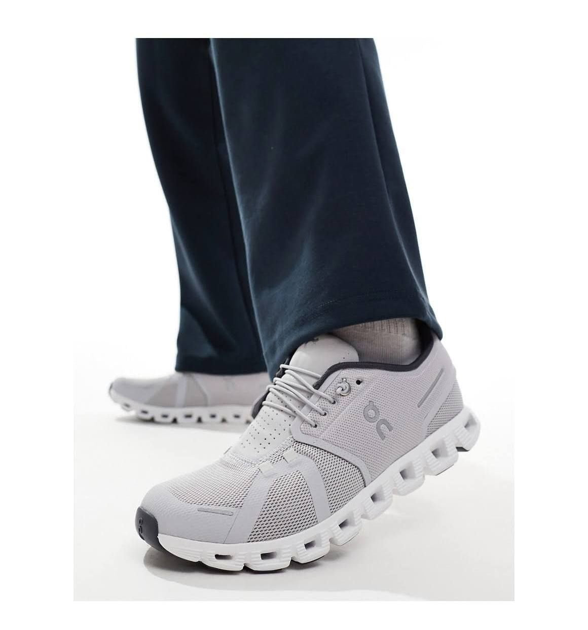 On Cloud 5 Glacier Gray Shoes