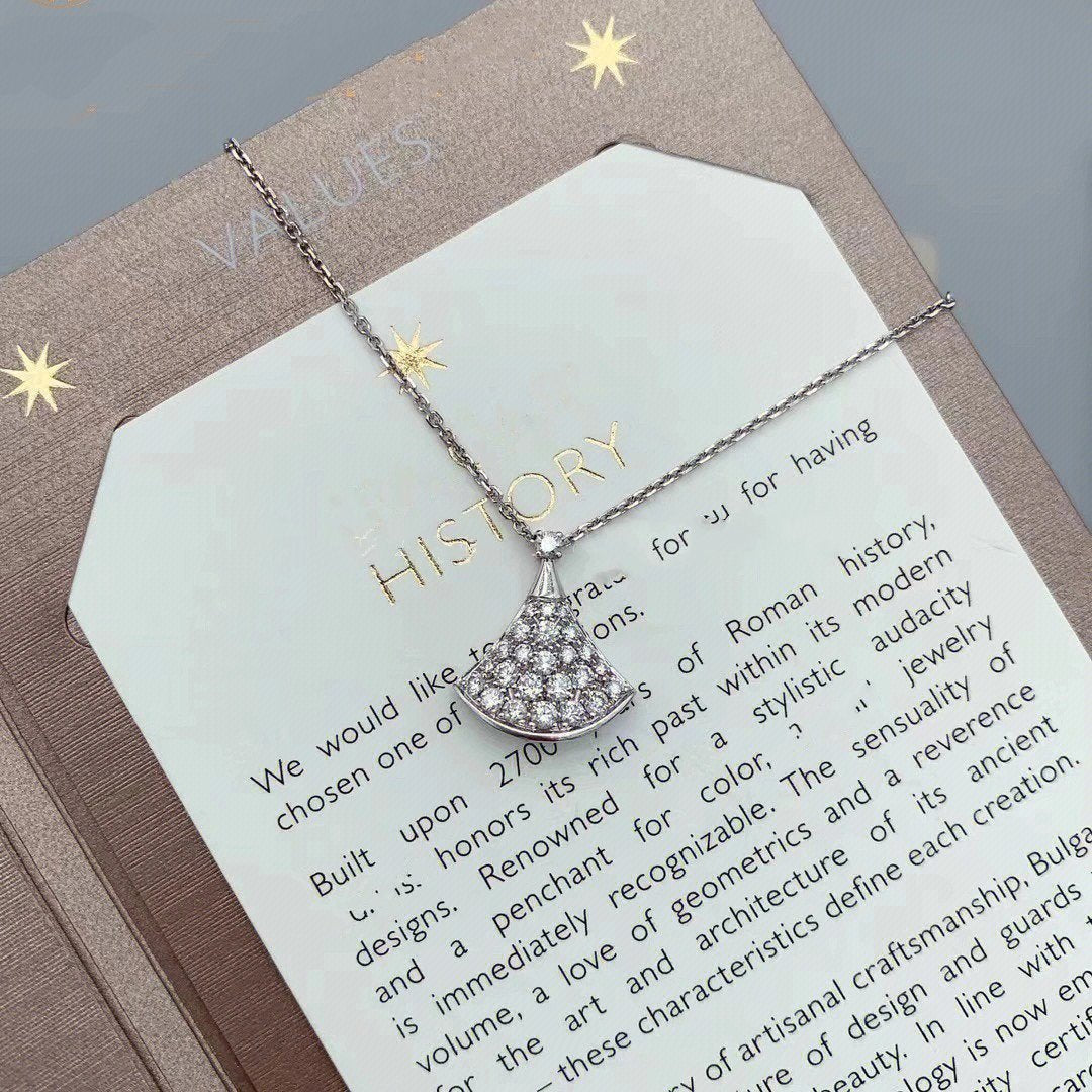 BVLGARI DREAM NECKLACE SILVER DIAMOND