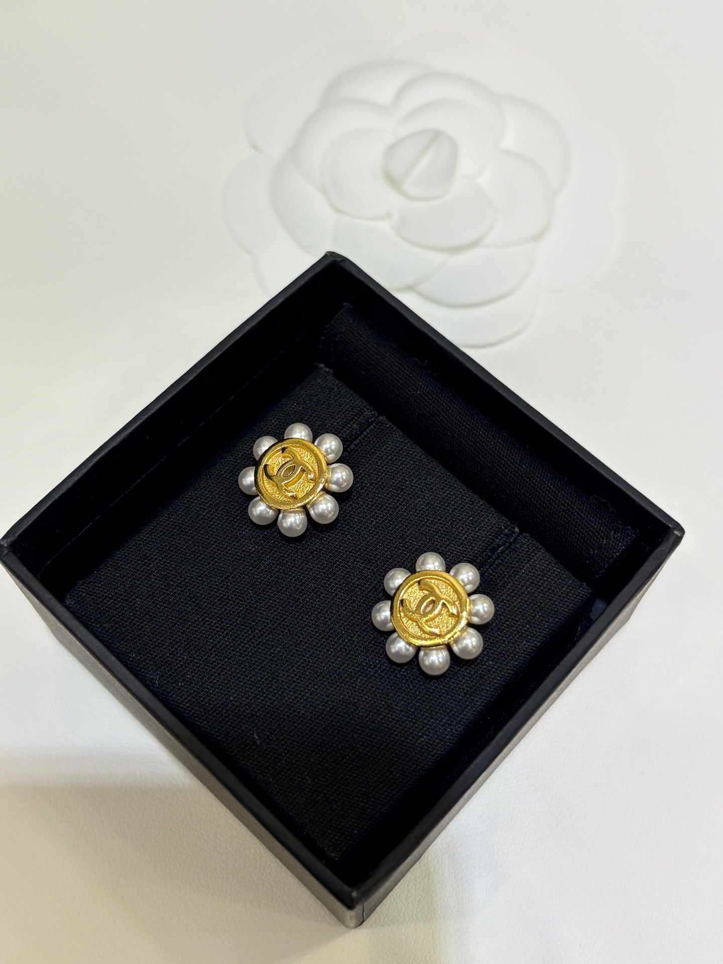 Chanel 2026 Double C Gold Bean Pearl Sunflower Earrings