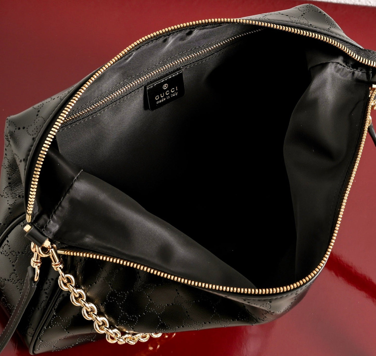 GUCCI Lady Lunetta Chain Medium Shoulder Bag