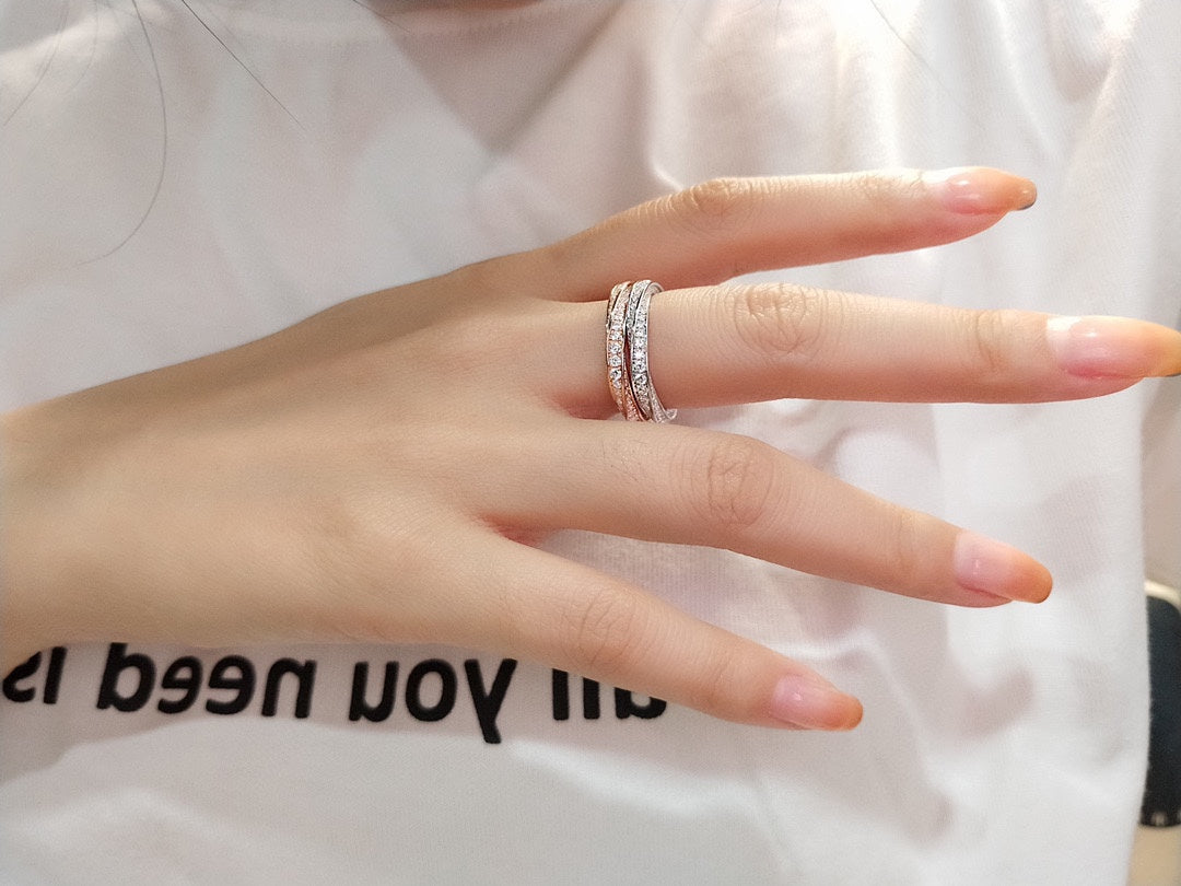 TIFFANY SPIRAL DIAMOND RING