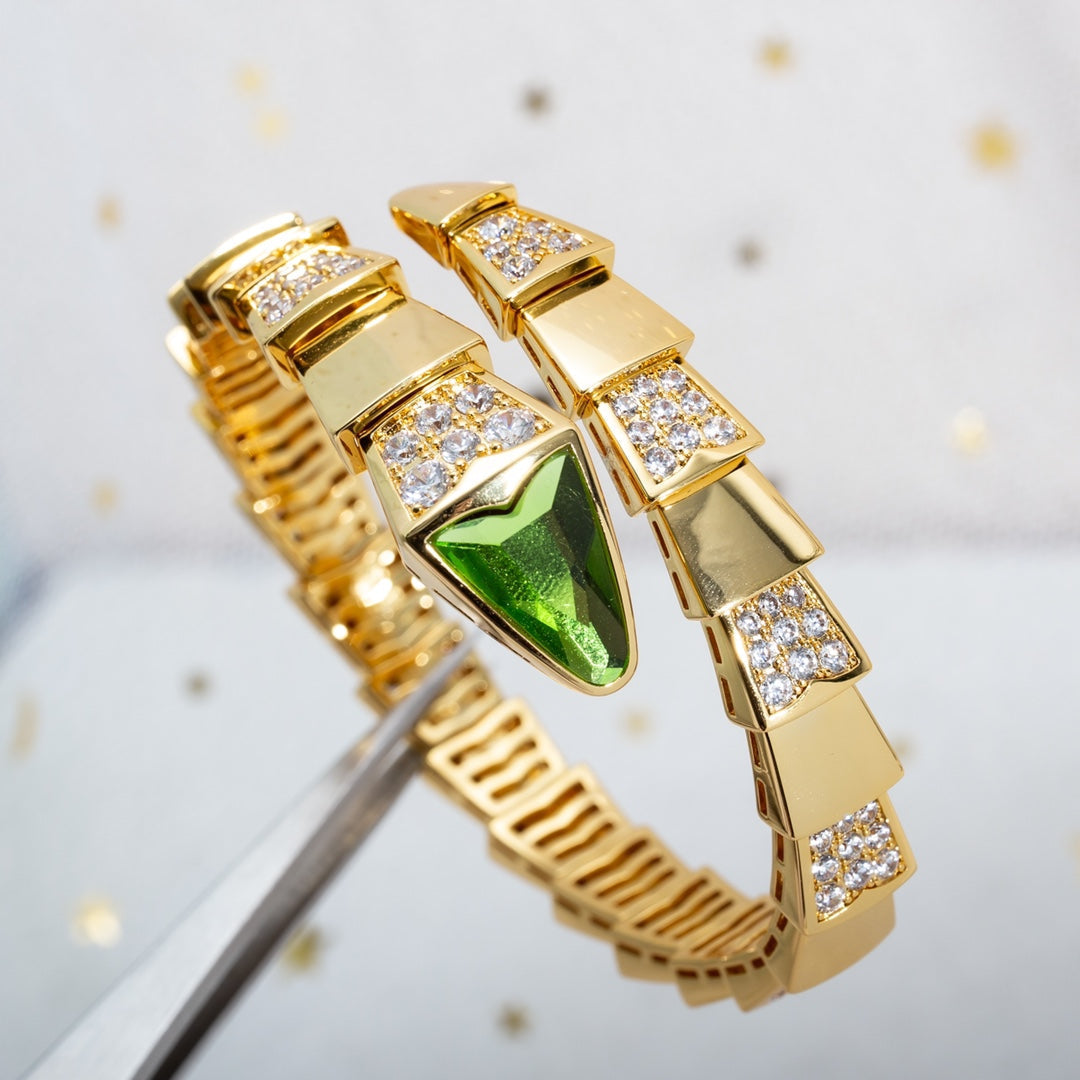 BVLGARI SERPENTI BRACELET GOLD DIAMOND