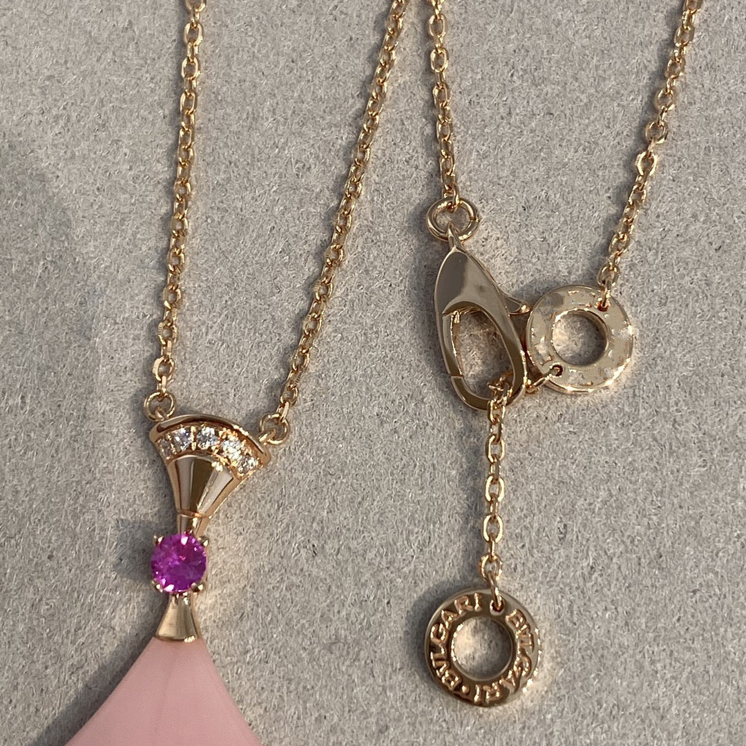 BVLGARI DREAM NECKLACE PINK OPAL