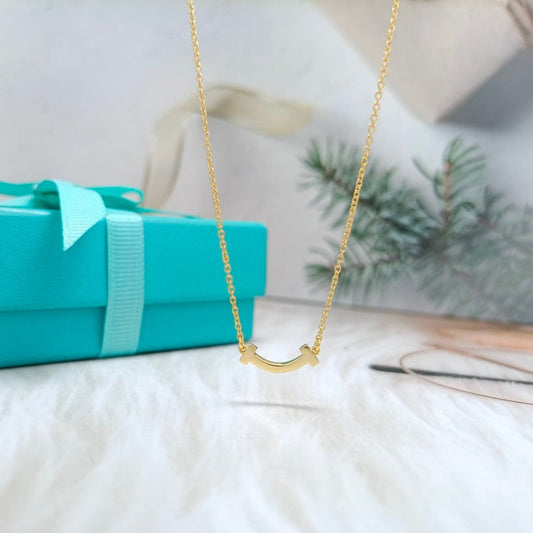 TIFFANY MINI SMILE PEDANT NECKLACE