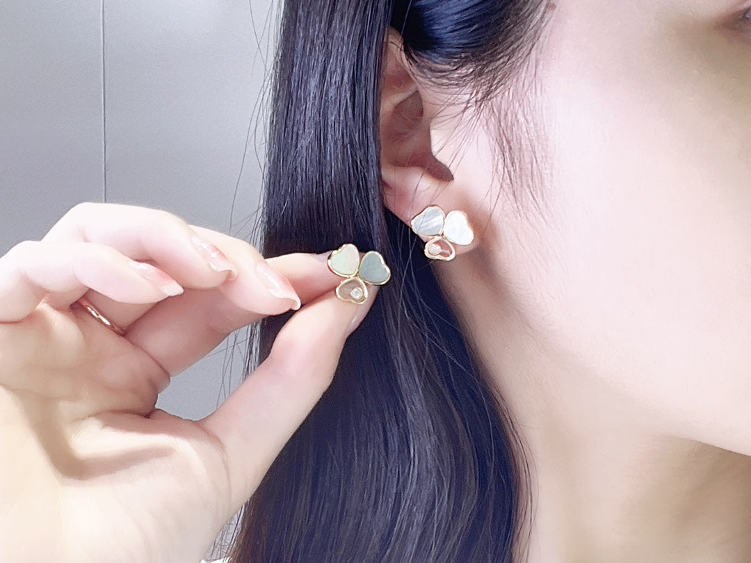 CHOPARD HAPPY WING MOP EARRINGS 1 DIAMOND