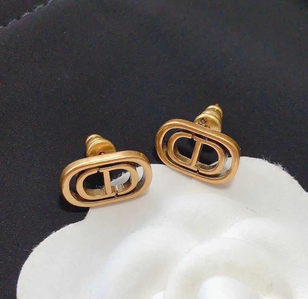 DIOR CD STUD EARRINGS ANTIQUE GOLD