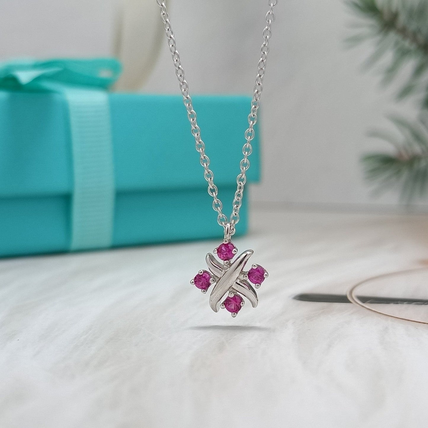 TIFFANY PINWHEEL NECKLACE DIAMOND