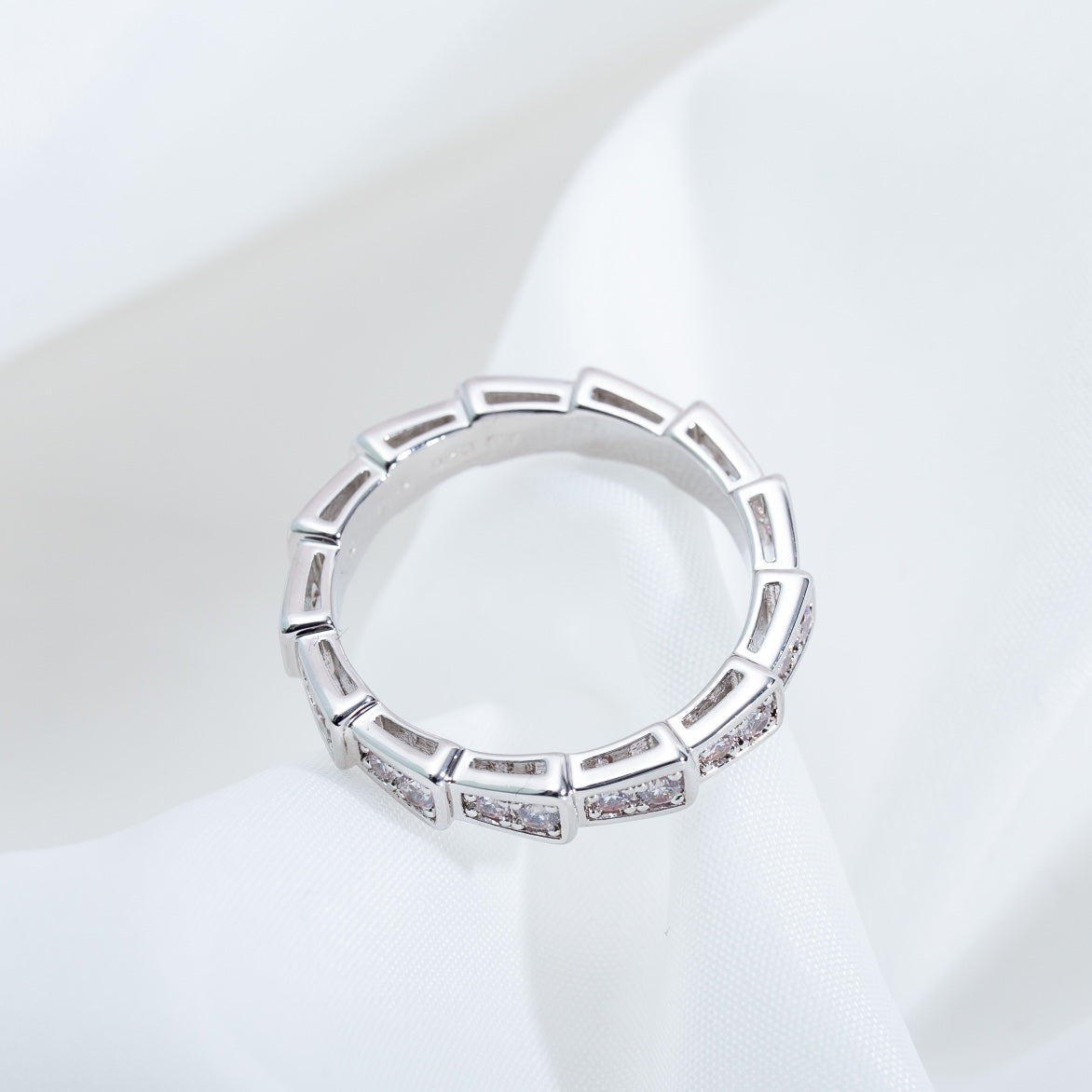 BVLGARI SERPENTI RING SILVER DIAMOND PAVED 3MM
