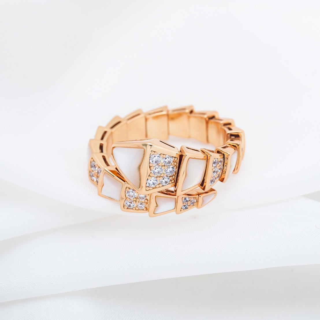 BVLGARI SERPENTI RING PINK GOLD DIAMOND MOP