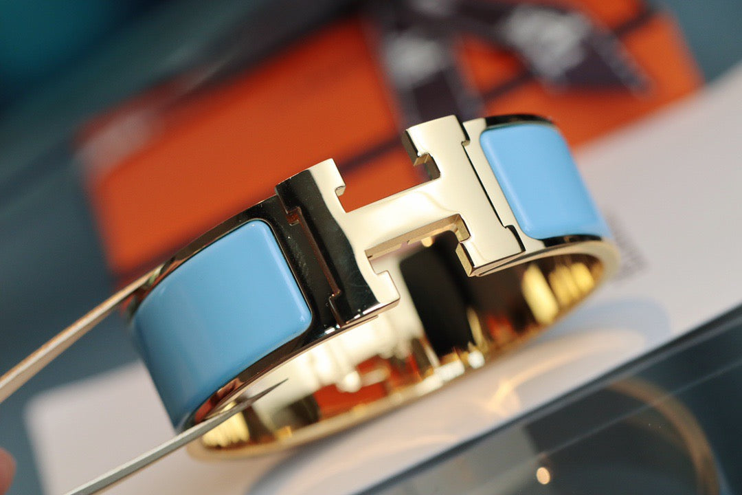 HERMES H BRACELET 18MM GOLD
