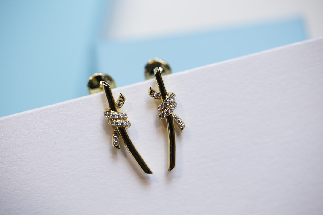 TIFFANY KNOT EARRINGS GOLD DIAMOND