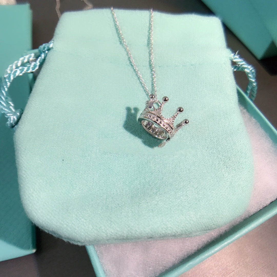 TIFFANY CROWN PEDANT NECKLACE