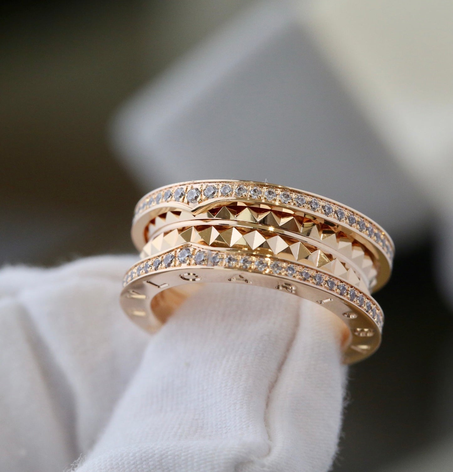 BVLGARI ZERO 1 GOLD DIAMOND RING