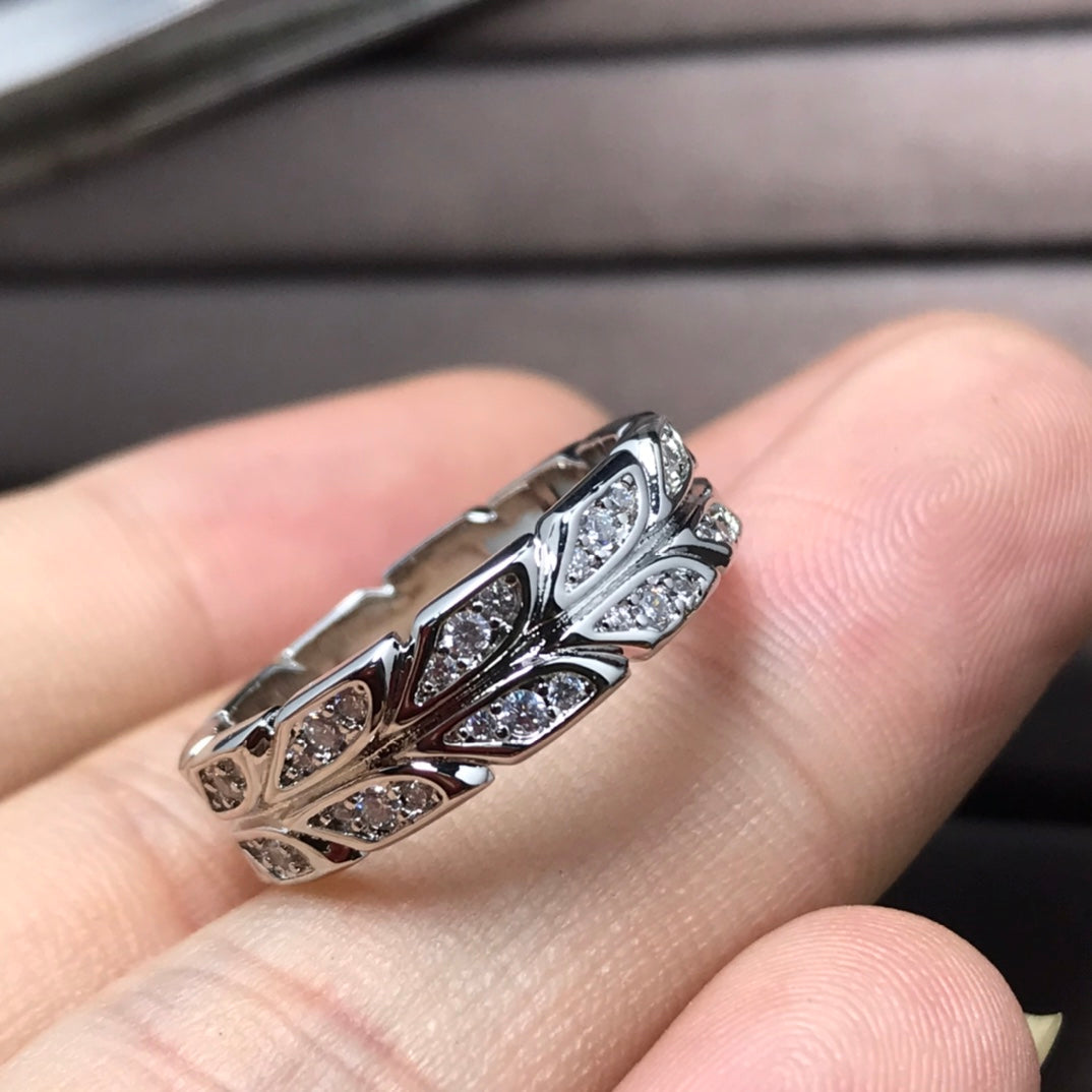 TIFFANY OLIVE LEAF RING DIAMONDS