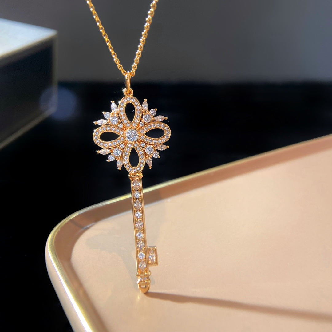 TIFFANY VICTORIA KEY PEDANT
