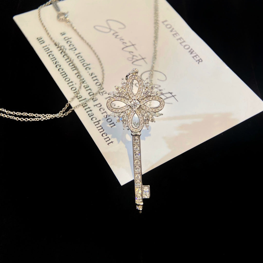 TIFFANY VICTORIA KEY PEDANT