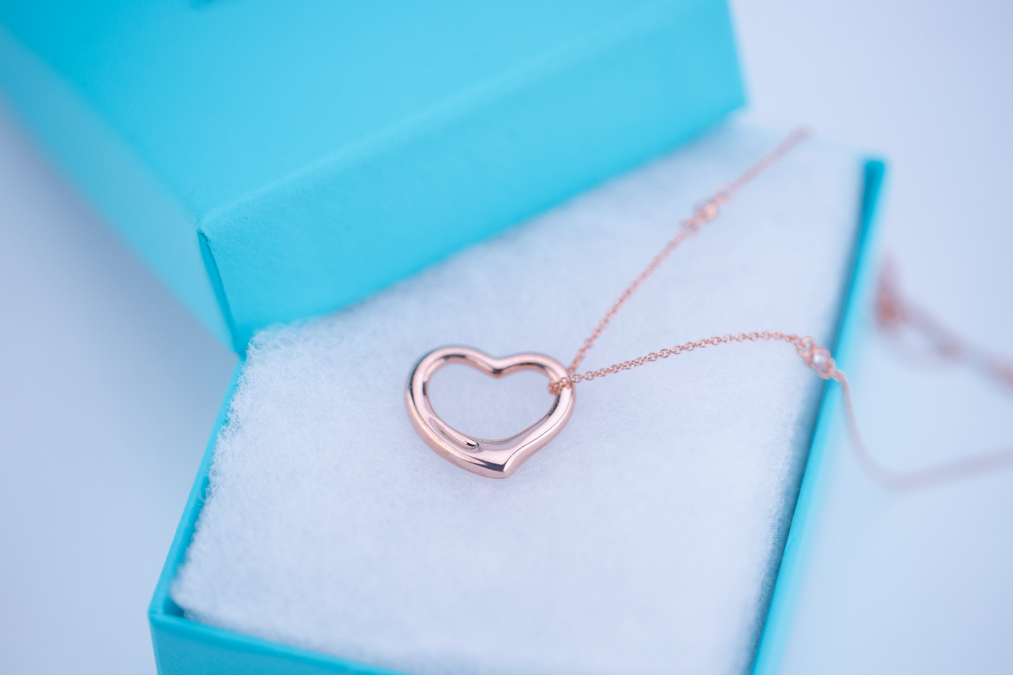 TIFFANY OPEN HEART PEDANT PINK GOLD NECKLACE