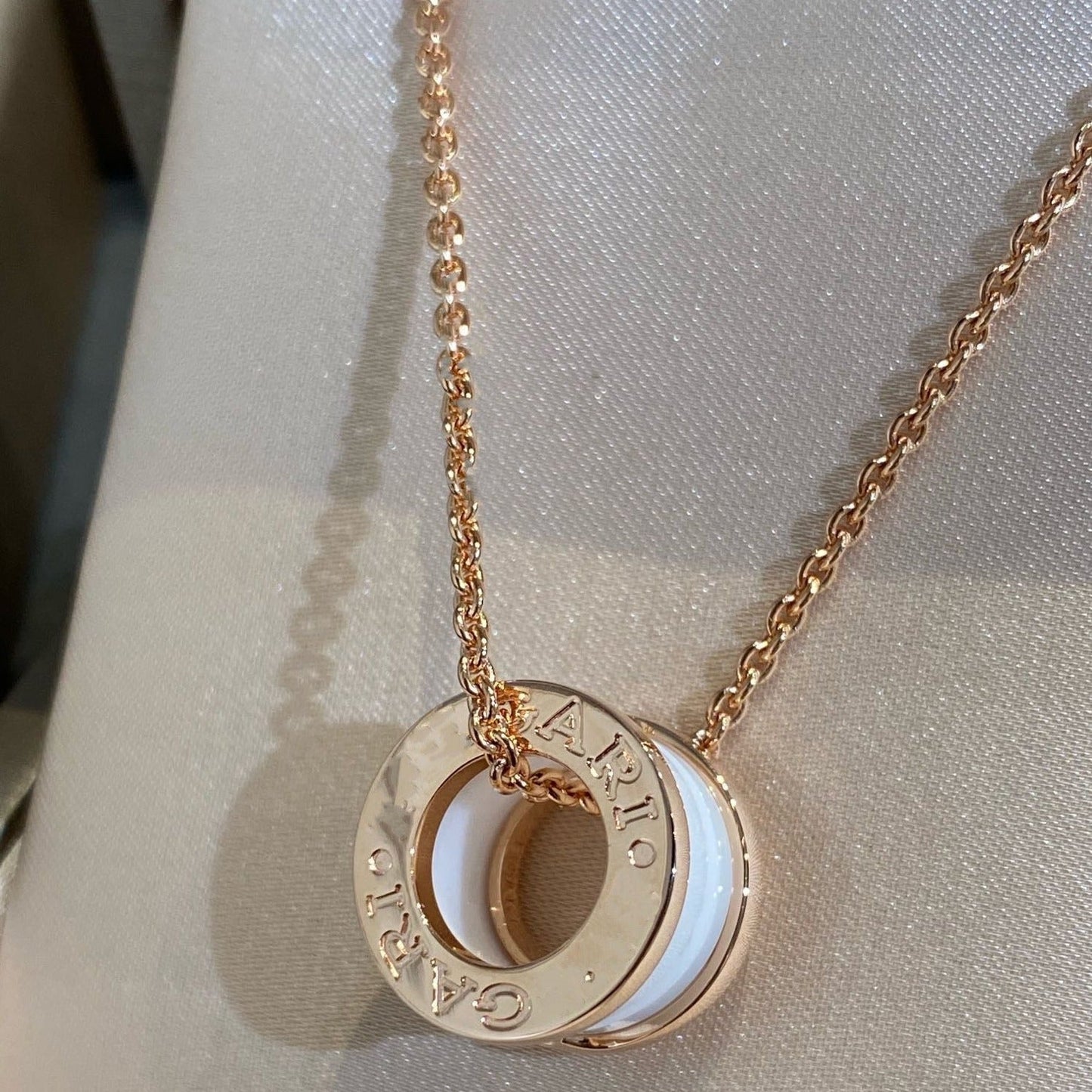 BVLGARI ZERO 1 WHITE CERAMIC PINK GOLD NECKLACE