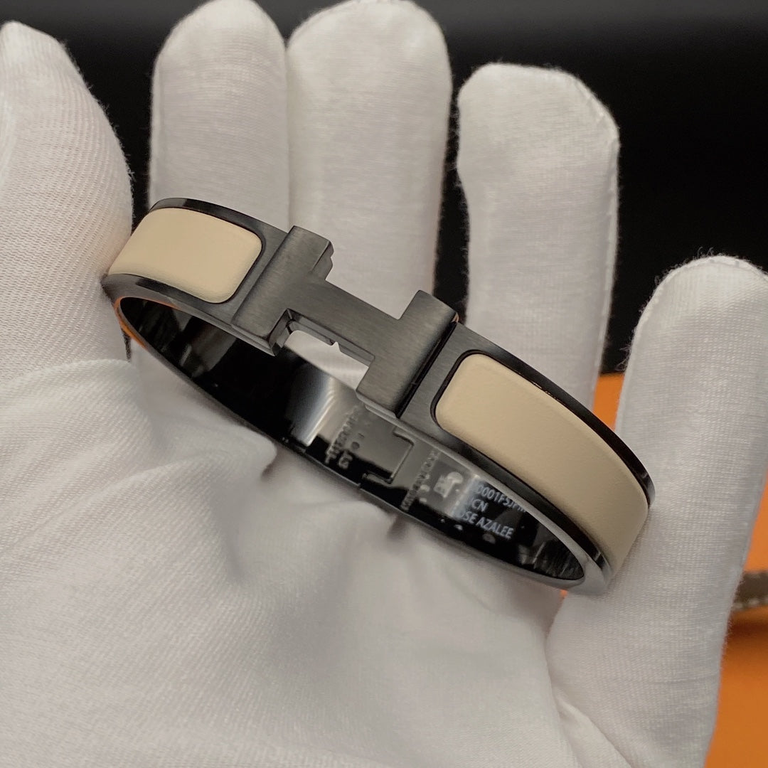 HERMES H BRACELET 12MM BLACK BEIGE CERAMIC