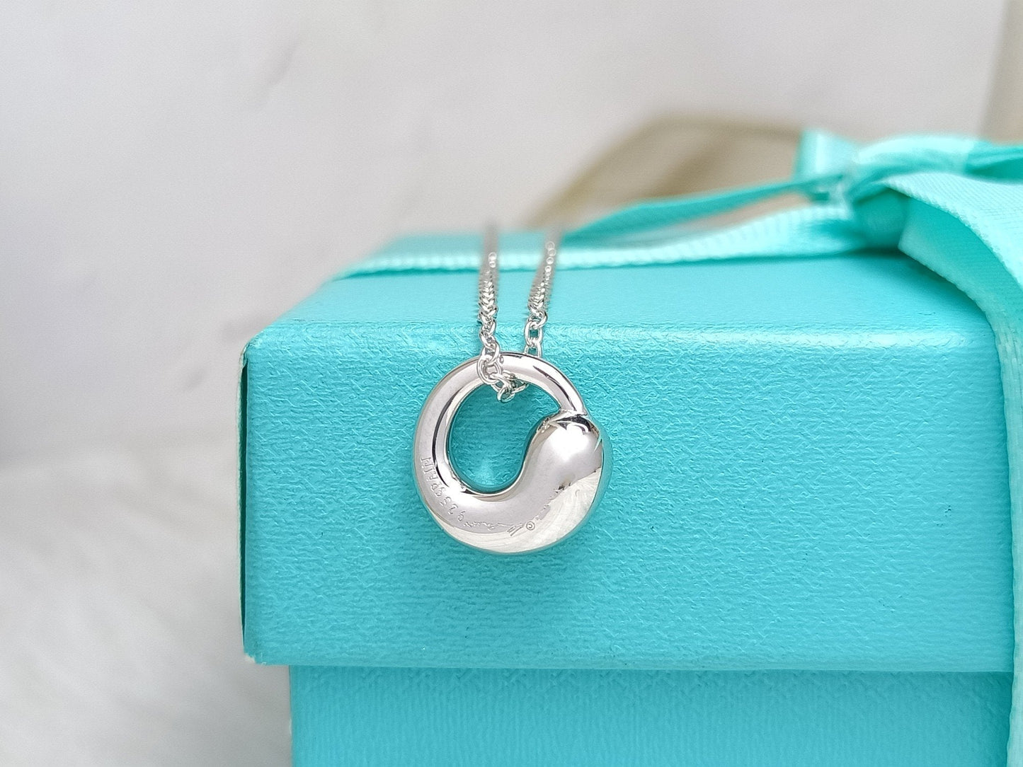 TIFFANY SNAIL PEDANT SILVER NECKLACE