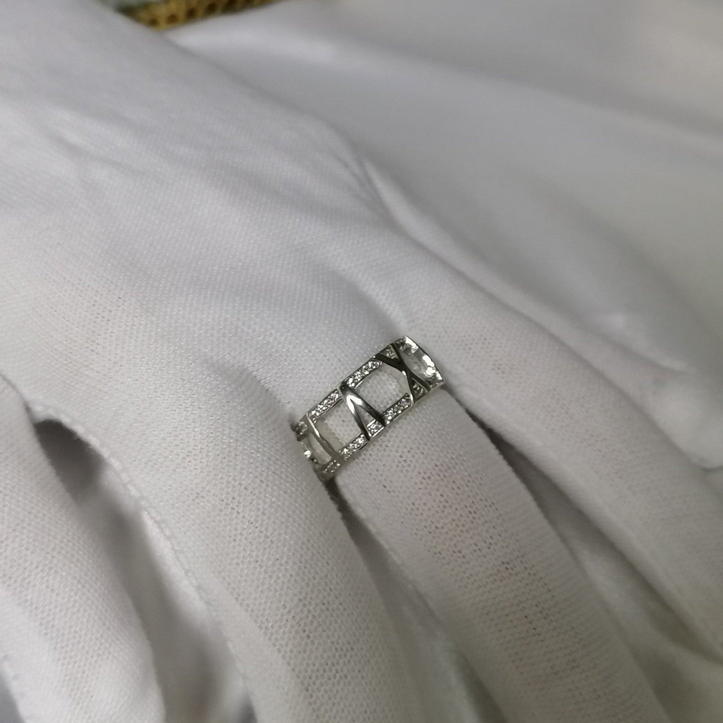 TIFFANY ATLAS LARGE OPEN DIAMOND RING