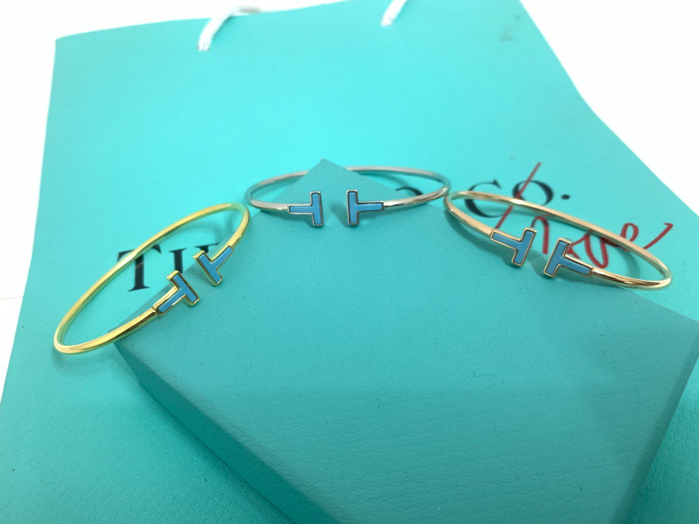 TIFFANY T BRACELET 1.8MM TURQUOISE