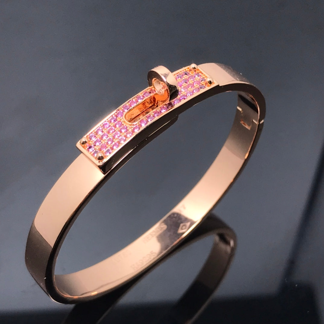 HERMES KELLY BRACELET PINK DIAMOND