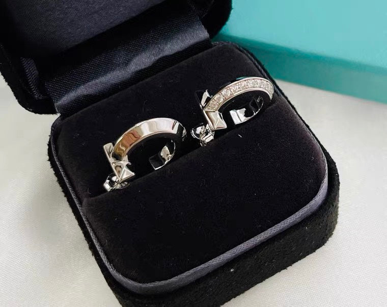 TIFFANY HOOP EARRINGS IN ROSE GOLD WITH DIAMONDS