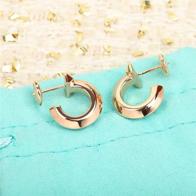 TIFFANY HOOP EARRINGS IN ROSE GOLD WITH DIAMONDS