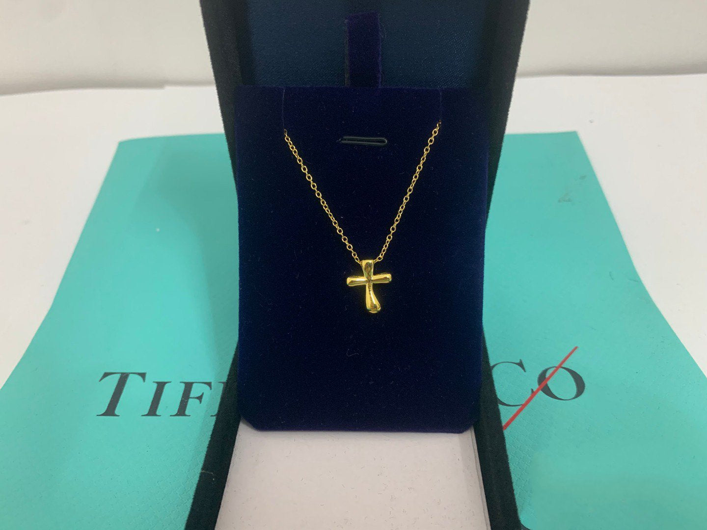 TIFFANY CROSS PENDANT MINI BARE CROSS NECKLACE