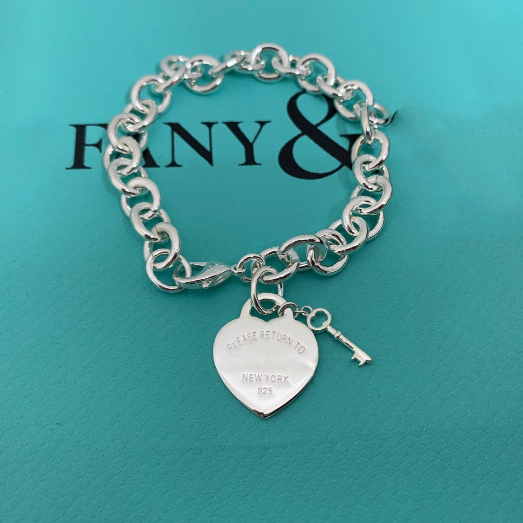 TIFFANY KEY HEART CARD CHUNKY INTERLOCKING BRACELET LENGTH