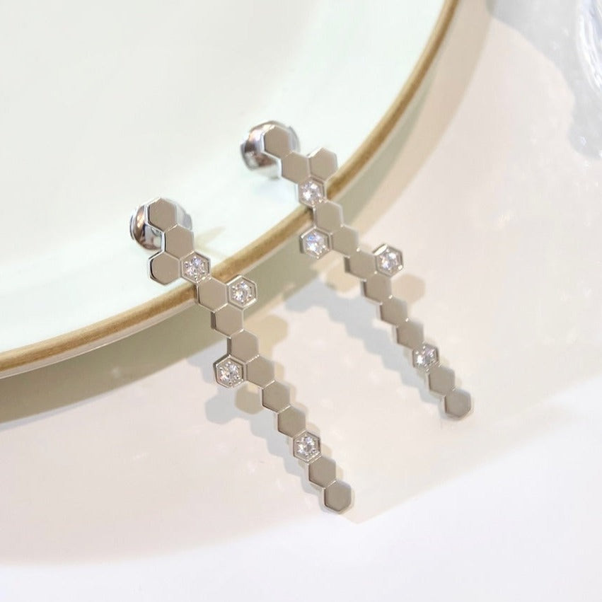 CHAUMET BEE MY LOVE DIAMND LONG STUD EARRINGS