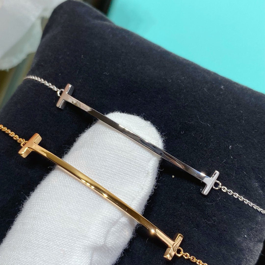 TIFFANY SMILE BRACELET
