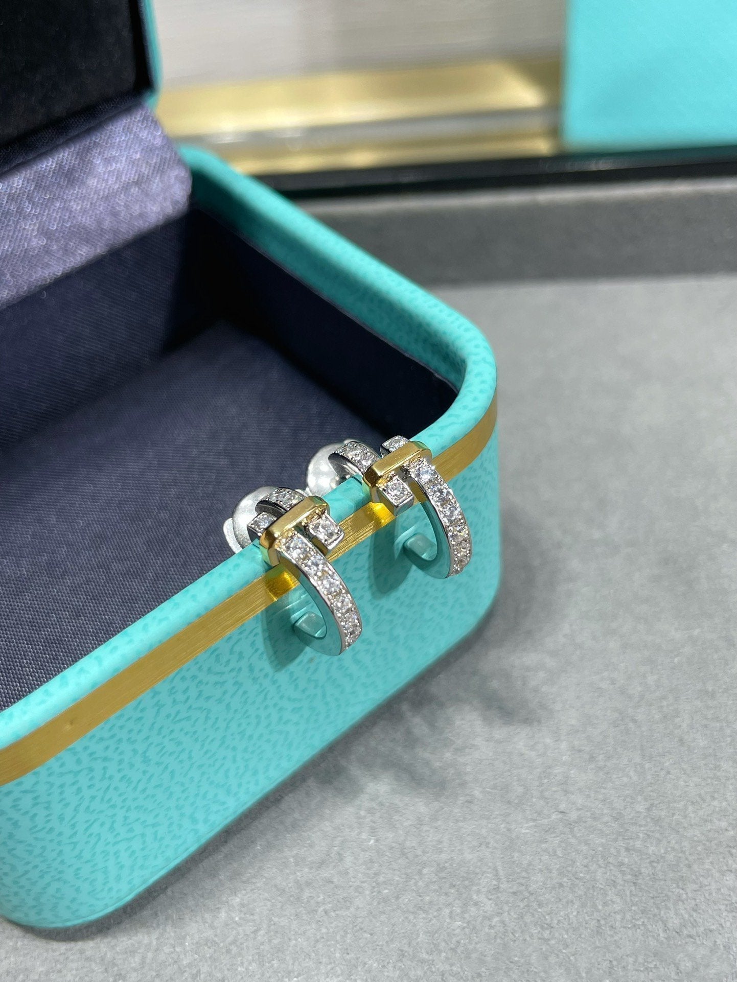 TIFFANY EDGE DIAMOND PINK GOLD EARRINGS