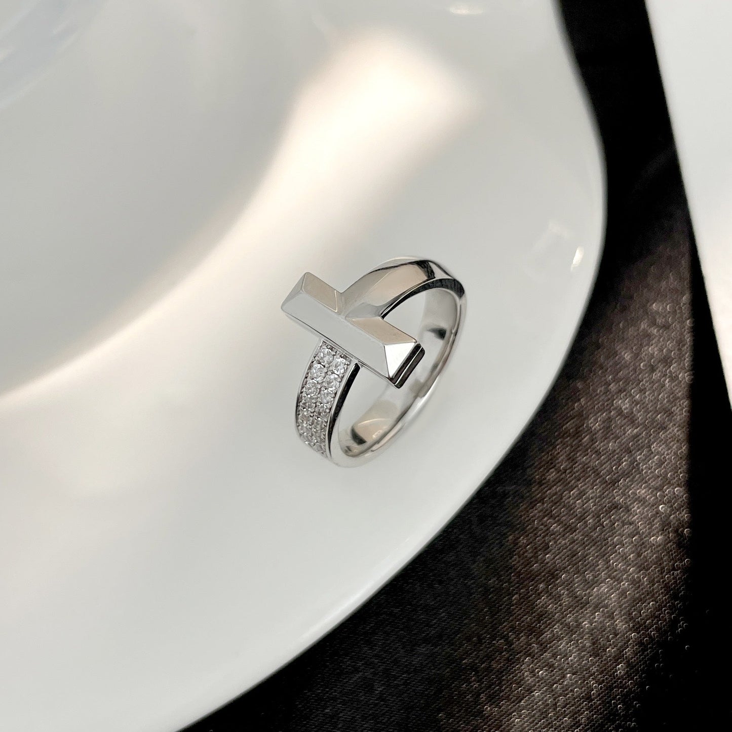 TIFFANY T WIDE DIAMOND RING
