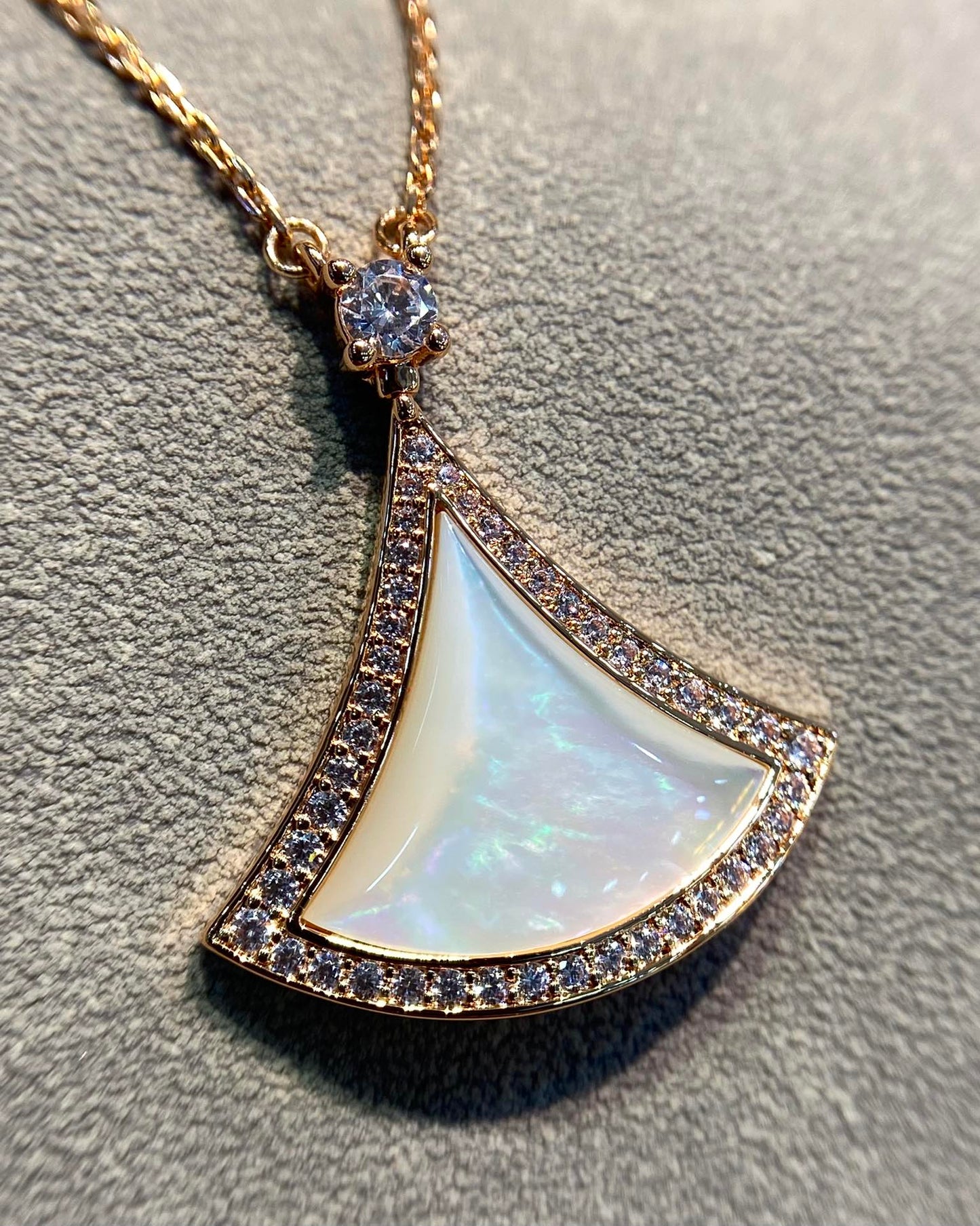 BVLGARI DREAM MOP DIAMOND PAVED PINK GOLD NECKLACE