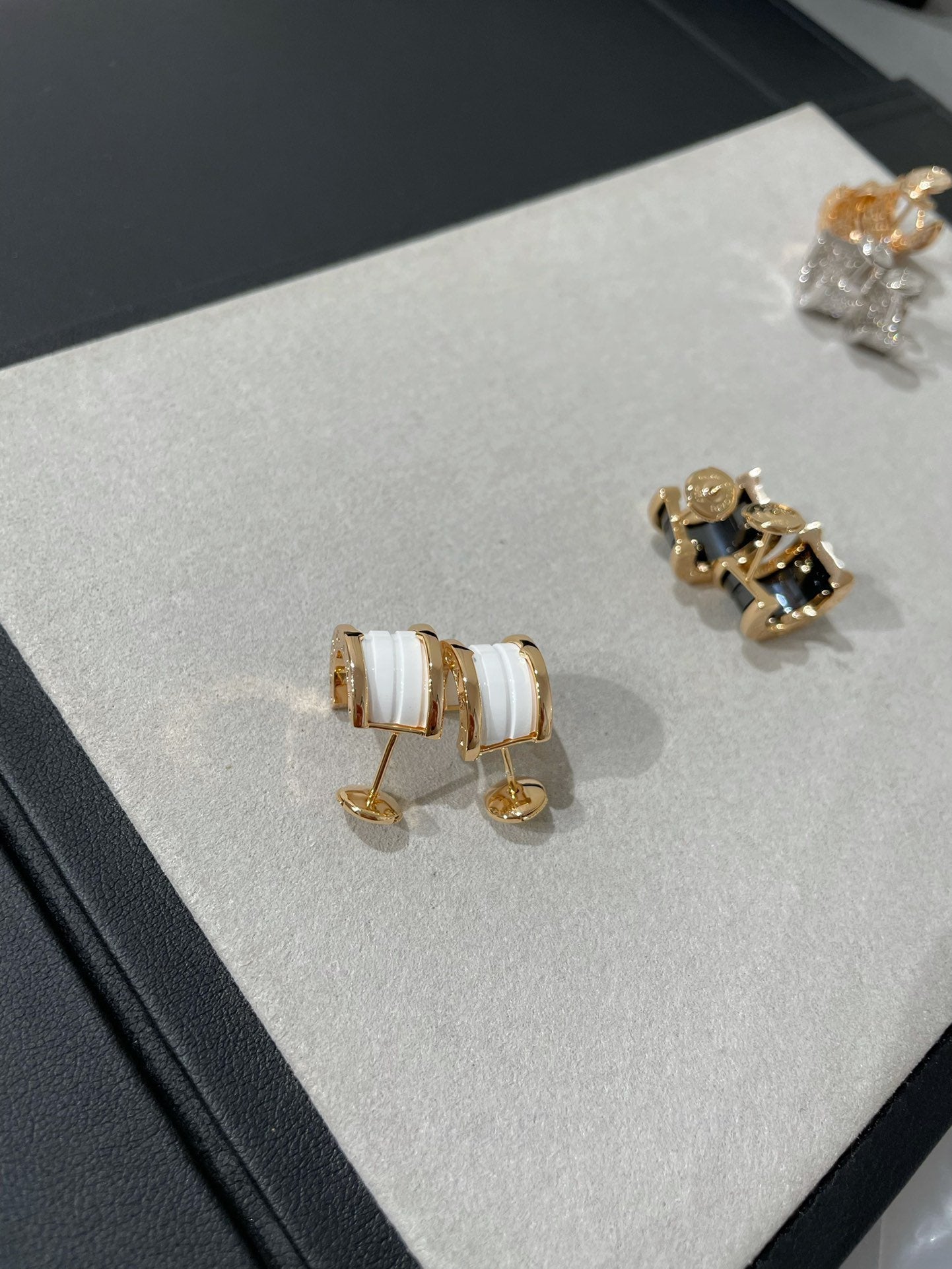 BVLGARI ZERO 1 PINK GOLD CERAMIC EARRINGS