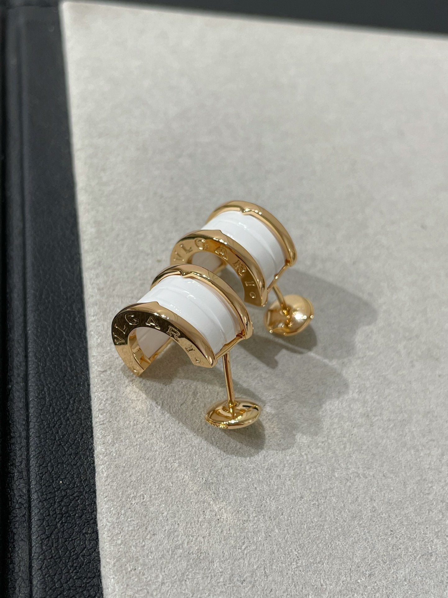 BVLGARI ZERO 1 PINK GOLD CERAMIC EARRINGS