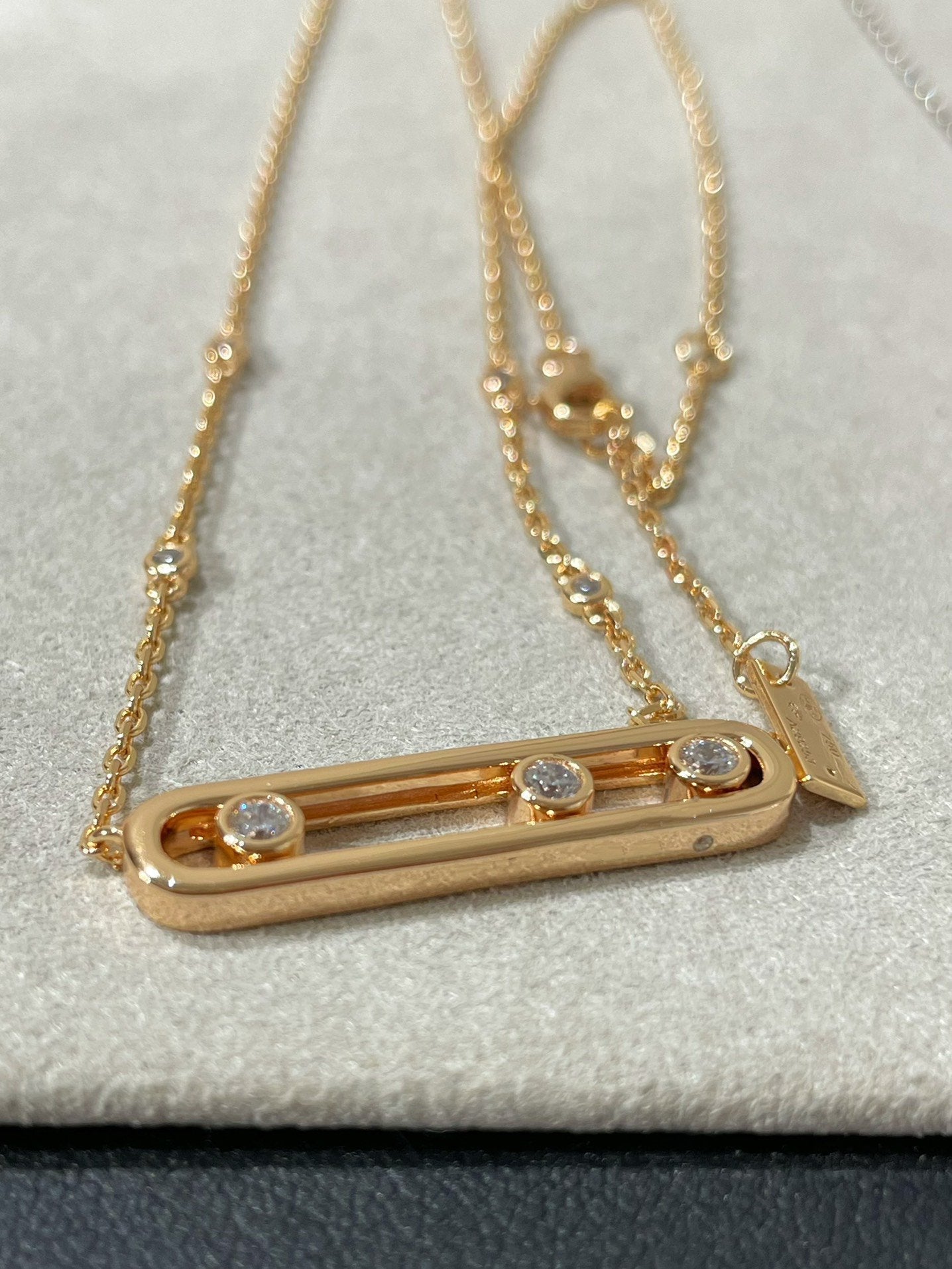 MESSIKA MOVE 3 DIAMOND NECKLACE